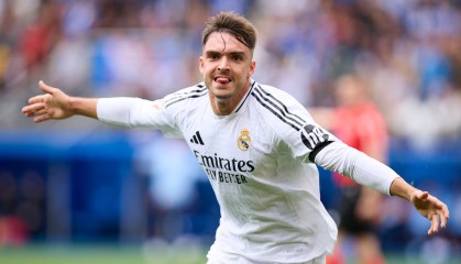 乐鱼体育官方网站-职业生涯重要一步！西甲官网确认阿森西奥已注册为皇马一队球员