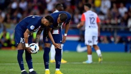 乐鱼体育官方网站-大巴黎开会 内少姆巴佩都挨批 “点球门”风波平息