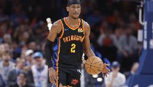 SGA26投10中砍下33分6板3助3断 正负值+30全场最高 本季第48次30+